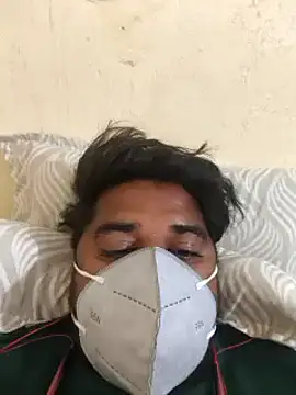 Snapshot of Raziv_komal143 chatting on March 2025 07:54:01 PM Raziv komal143 online show from March 2025 07:54:01 PM