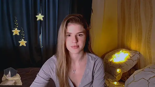 Snapshot of Melissa_smith_ chatting on September 2025 03:45:01 PM Melissa smith online show from September 2025 03:45:01 PM