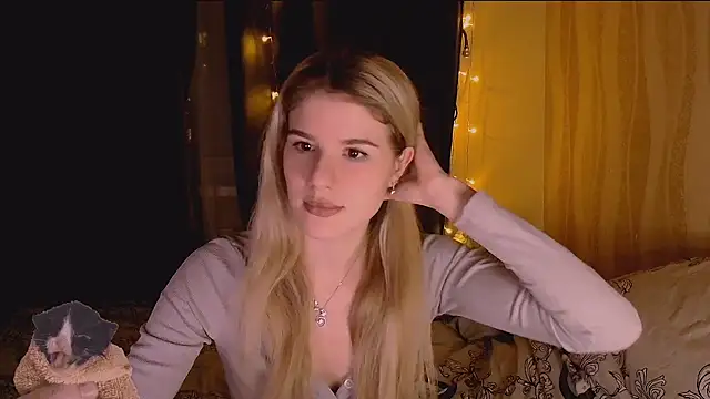 Snapshot of Melissa_smith_ chatting on November 2025 03:37:02 PM Melissa smith online show from November 2025 03:37:02 PM