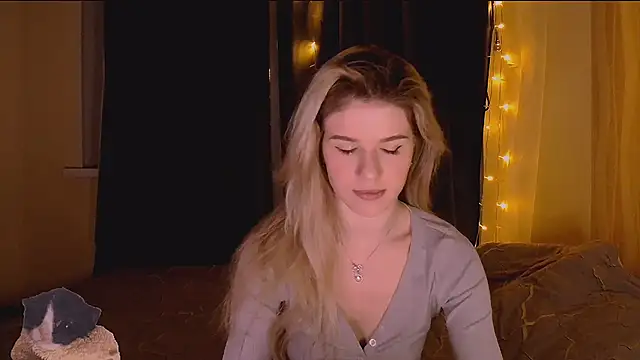 Snapshot of Melissa_smith_ chatting on December 2025 02:26:01 PM Melissa smith online show from December 2025 02:26:01 PM