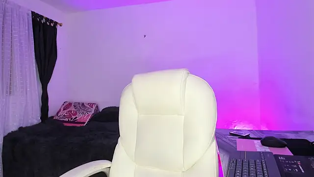 ashanty b5 online show from December 2025 01:03:01 AM