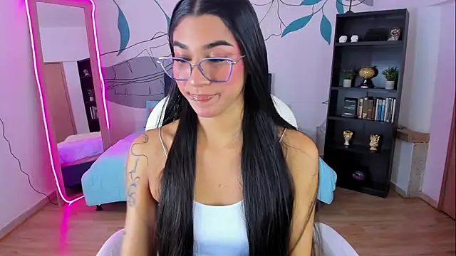 Dana Paula online show from December 2025 11:28:02 AM