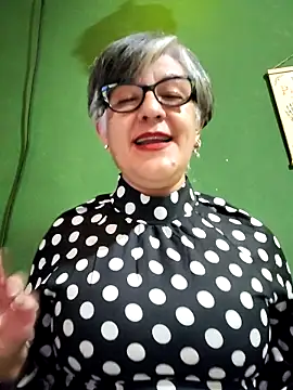 ilonna2025 online show from September 2025 07:21:01 AM