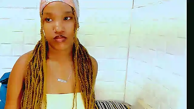 EroticSexyPrada online show from March 2025 09:23:02 PM