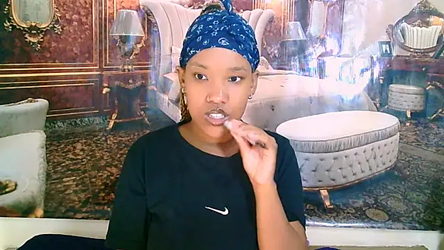 EroticSexyPrada online show from February 2026 06:53:02 AM