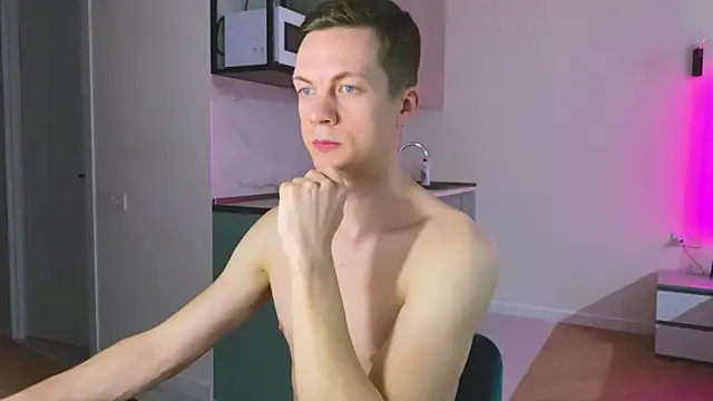 max shy online show from March 2025 09:27:02 PM