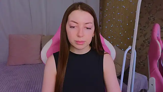 Ann moon   online show from February 2025 12:19:01 PM