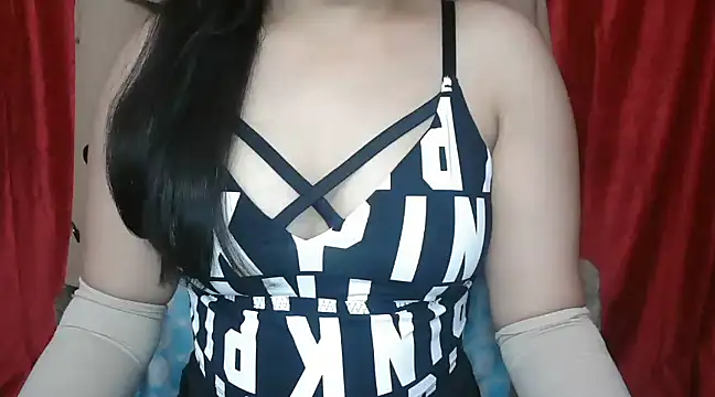 Snapshot of Heavenly_Gurl chatting on February 2025 09:04:02 AM Heavenly Gurl online show from February 2025 09:04:02 AM