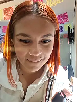 Sophie new25 online show from October 2025 11:51:02 AM