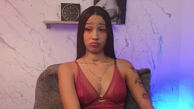 Snapshot of Paulina_Lopezz chatting on May 2026 08:27:02 PM Paulina Lopezz online show from May 2026 08:27:02 PM