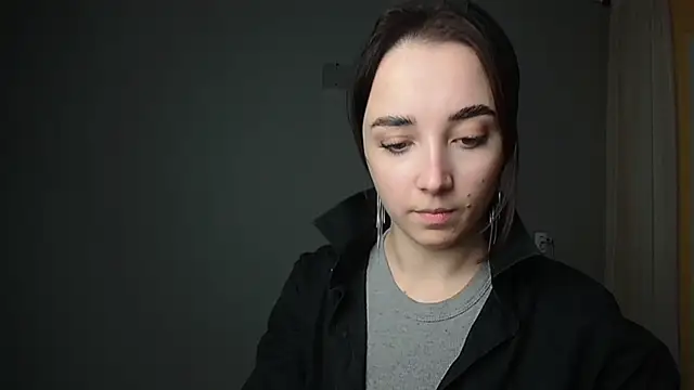 Eva Gloryy online show from February 2025 04:56:02 PM