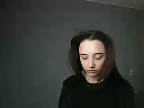 Eva Gloryy online show from February 2025 07:05:01 AM