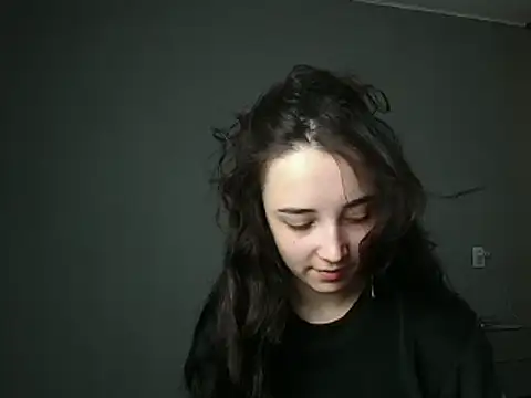 Eva Gloryy online show from March 2025 11:39:02 AM