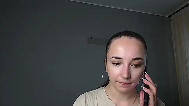 Eva Gloryy online show from June 2026 12:59:01 PM