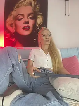 viktoria davis  online show from May 2026 12:19:01 AM