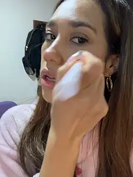 zoe storm online show from January 2025 12:22:02 AM