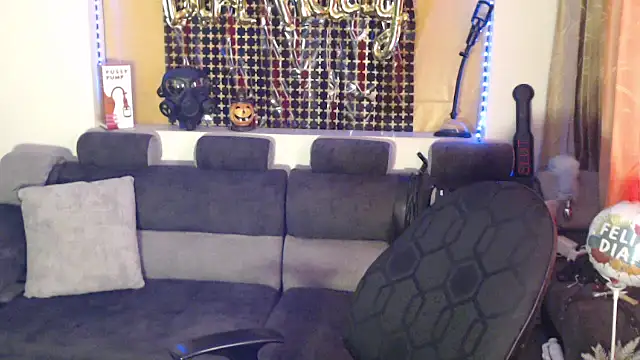 Snapshot of sachaclinford chatting on October 2025 04:53:02 PM sachaclinford online show from October 2025 04:53:02 PM