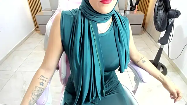 Zulema hamdi online show from February 2025 12:11:02 PM