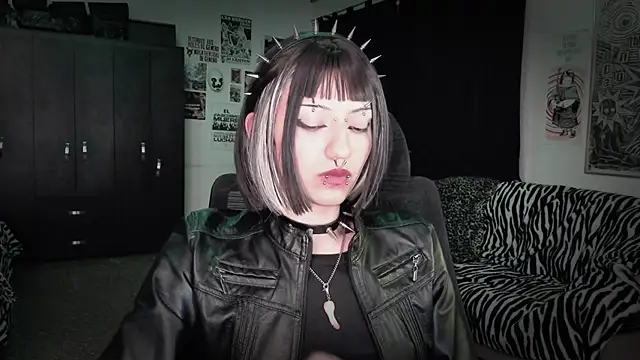 roxy toxic online show from June 2026 02:53:01 AM