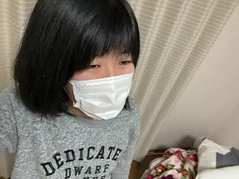 Snapshot of riri_riri_jp chatting on March 2026 09:37:02 AM riri riri jp online show from March 2026 09:37:02 AM