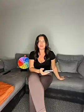 Snapshot of GoddessLucyRose chatting on September 2025 08:22:02 PM GoddessLucyRose online show from September 2025 08:22:02 PM