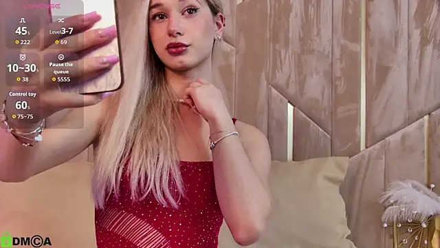 MaeveDream online show from March 2026 08:48:01 PM