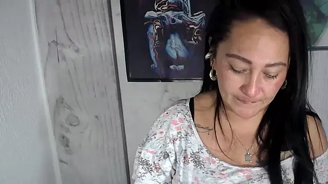 JULIANAWET69 online show from November 2025 02:54:02 AM