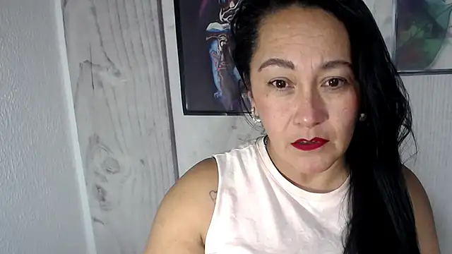 JULIANAWET69 online show from December 2025 04:29:02 AM