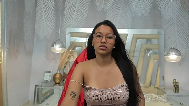 Snapshot of LIA_SWAN_ chatting on February 2025 03:46:02 AM LIA SWAN online show from February 2025 03:46:02 AM