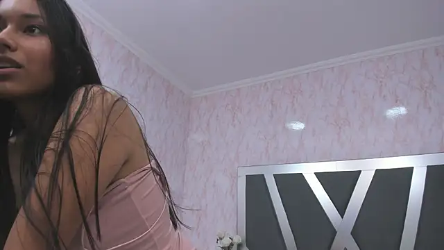 Snapshot of LIA_SWAN_ chatting on March 2025 06:59:02 AM LIA SWAN online show from March 2025 06:59:02 AM