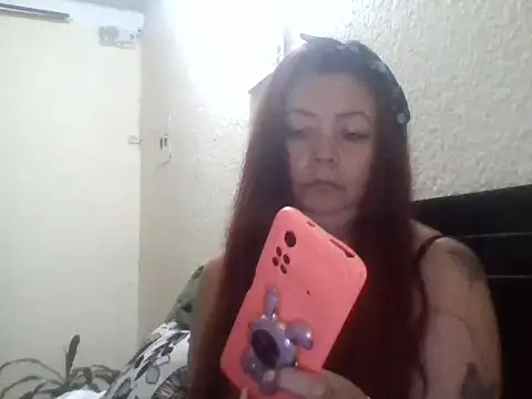 Snapshot of queencarlota82 chatting on March 2025 03:14:02 AM queencarlota82 online show from March 2025 03:14:02 AM