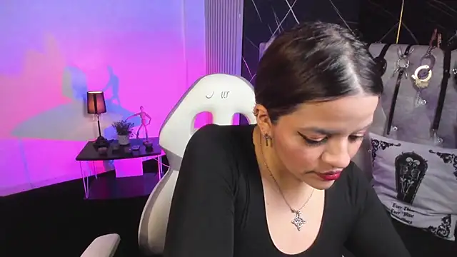 victoria  floyd online show from February 2026 08:12:02 PM