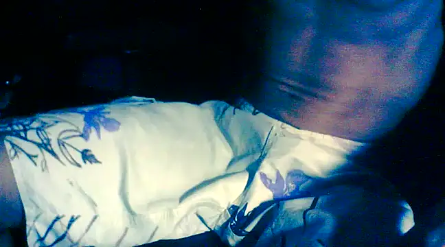 Snapshot of marcello69sexo chatting on February 2025 09:44:02 PM marcello69sexo online show from February 2025 09:44:02 PM