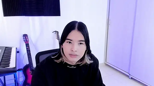 JordiWilld online show from November 2025 03:58:01 PM