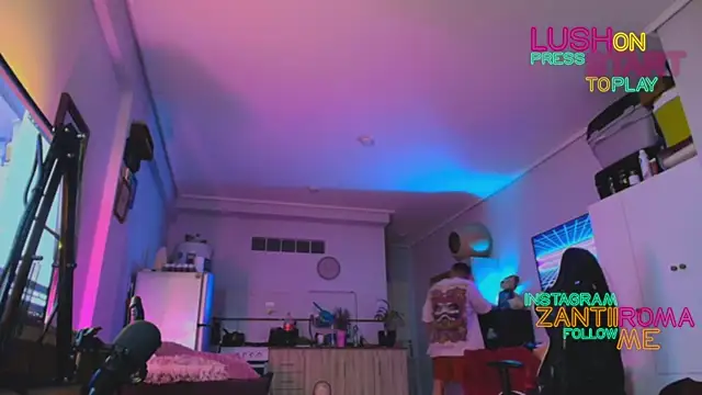 Snapshot of ZRD88 chatting on September 2025 02:04:02 AM ZRD88 online show from September 2025 02:04:02 AM