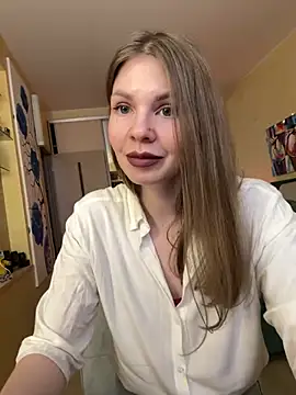 Snapshot of ReginaSparkle chatting on February 2025 01:11:01 AM ReginaSparkle online show from February 2025 01:11:01 AM