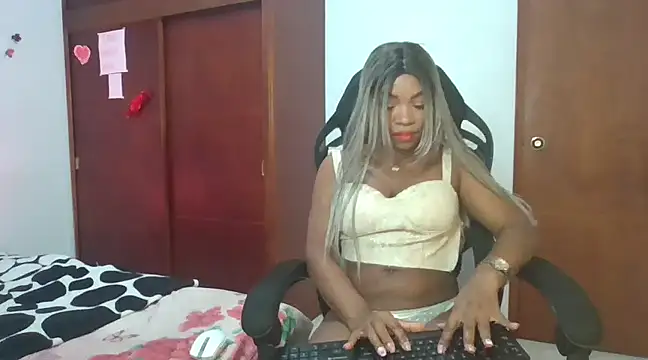 SaraYedid17 online show from February 2025 06:49:02 AM