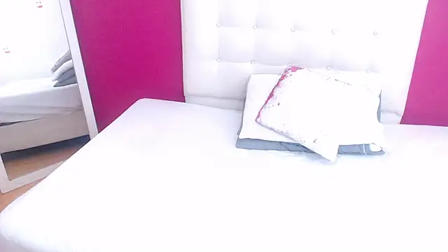 tinyy whore18 online show from February 2025 02:38:02 PM