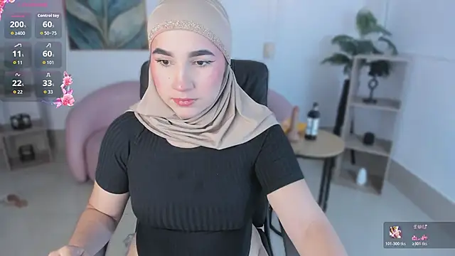 Snapshot of Ayha_khalaf chatting on November 2025 01:33:02 AM Ayha khalaf online show from November 2025 01:33:02 AM