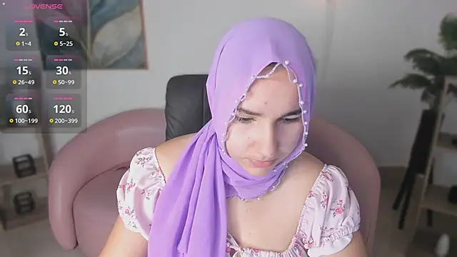 Snapshot of Ayha_khalaf chatting on December 2025 01:02:02 AM Ayha khalaf online show from December 2025 01:02:02 AM