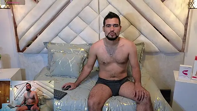 luxurycoupl online show from February 2025 03:30:02 AM