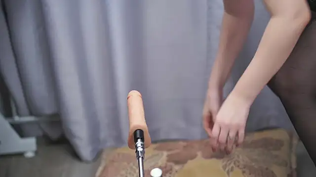 Snapshot of LillyFan-X chatting on February 2025 06:12:02 AM LillyFan-X online show from February 2025 06:12:02 AM