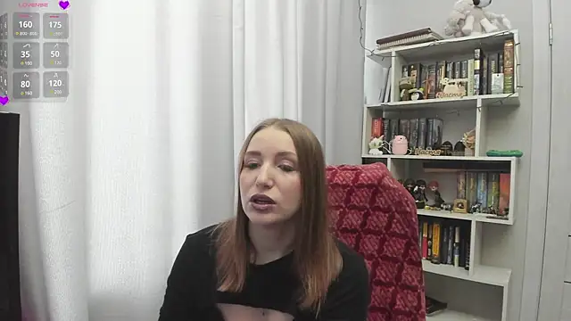 Snapshot of LillyFan-X chatting on March 2025 04:28:01 AM LillyFan-X online show from March 2025 04:28:01 AM