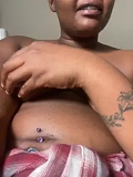 MidnightMuse666 online show from February 2026 01:53:02 PM