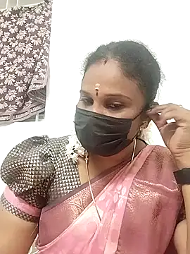 Snapshot of Tamil_Aathira chatting on March 2025 04:39:02 PM Tamil Aathira online show from March 2025 04:39:02 PM