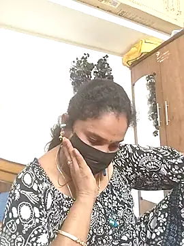 Snapshot of Tamil_Aathira chatting on September 2025 11:08:01 PM Tamil Aathira online show from September 2025 11:08:01 PM