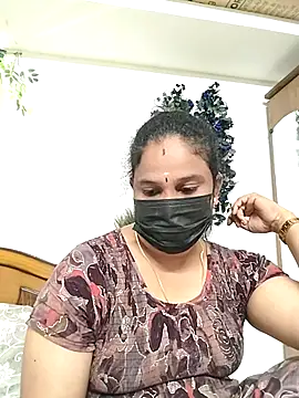 Snapshot of Tamil_Aathira chatting on October 2025 05:08:01 AM Tamil Aathira online show from October 2025 05:08:01 AM