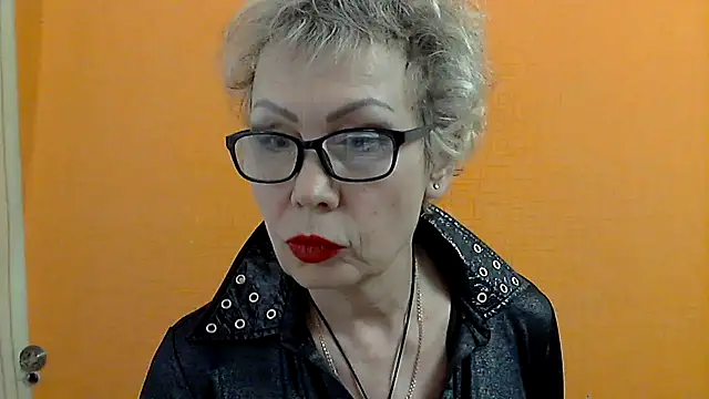 Snapshot of NessyJenixs chatting on February 2025 06:49:02 PM NessyJenixs online show from February 2025 06:49:02 PM