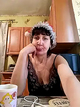 Snapshot of Laura_Kiss chatting on January 2025 09:49:02 AM Laura Kiss online show from January 2025 09:49:02 AM