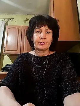 Snapshot of Laura_Kiss chatting on March 2025 04:02:01 PM Laura Kiss online show from March 2025 04:02:01 PM